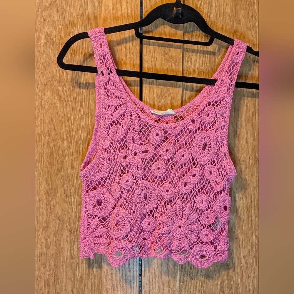 Floral Crochet Sleeveless Crop Top